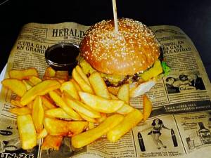 Burger_80jpg